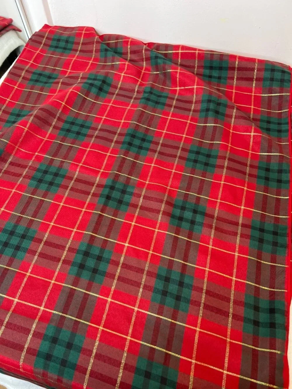 Home Collection Red Plaid Christmas Tablecloth & 8 Napkin Set 60 X 84 Tradition